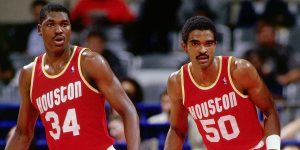 Hakeem Olajuwon - Ralph Sampson - Houston's Twin Towers